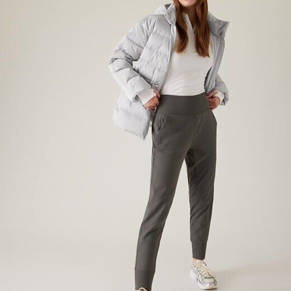 ATHLETA DOWN PUFFER JACKET WITH HOOD SIZE MEDIUM GREY - NEW WITH TAGS - Picture 7 of 8